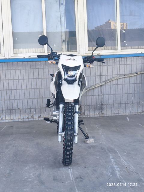 NM200GY K5LS Off-Road Motorcycles — factory photograph