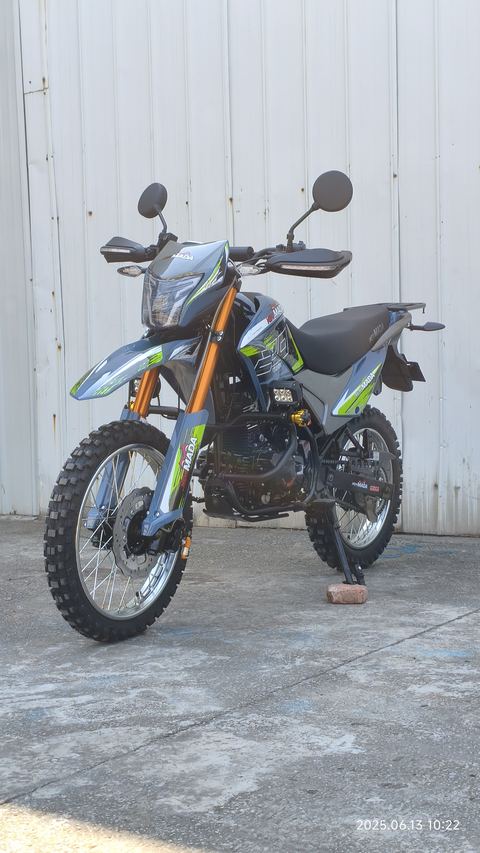 NM200GY STARK Off-Road Motorcycles — factory photograph